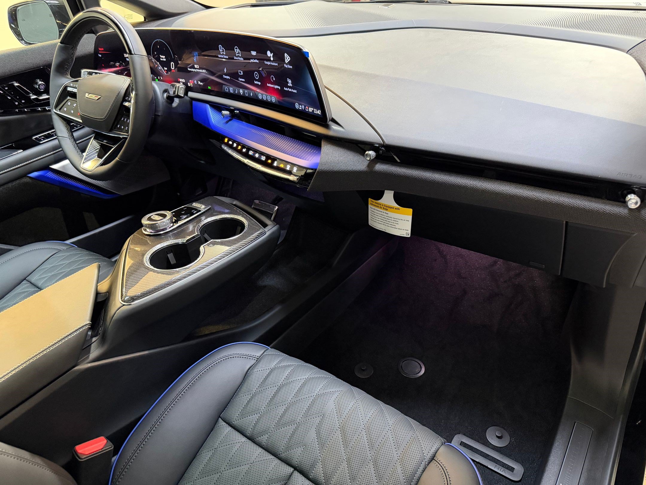 New 2026 Cadillac Optiq V AWD/4WD image 55