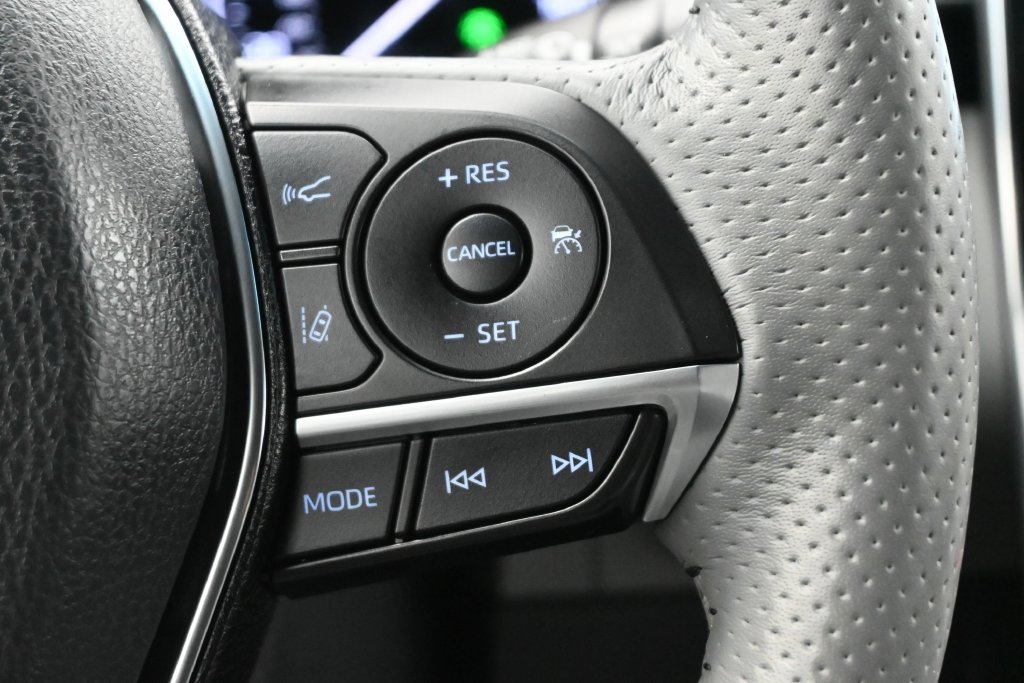 Used 2020 Toyota Avalon Limited w/ Advanced Safety Package FWD image 9