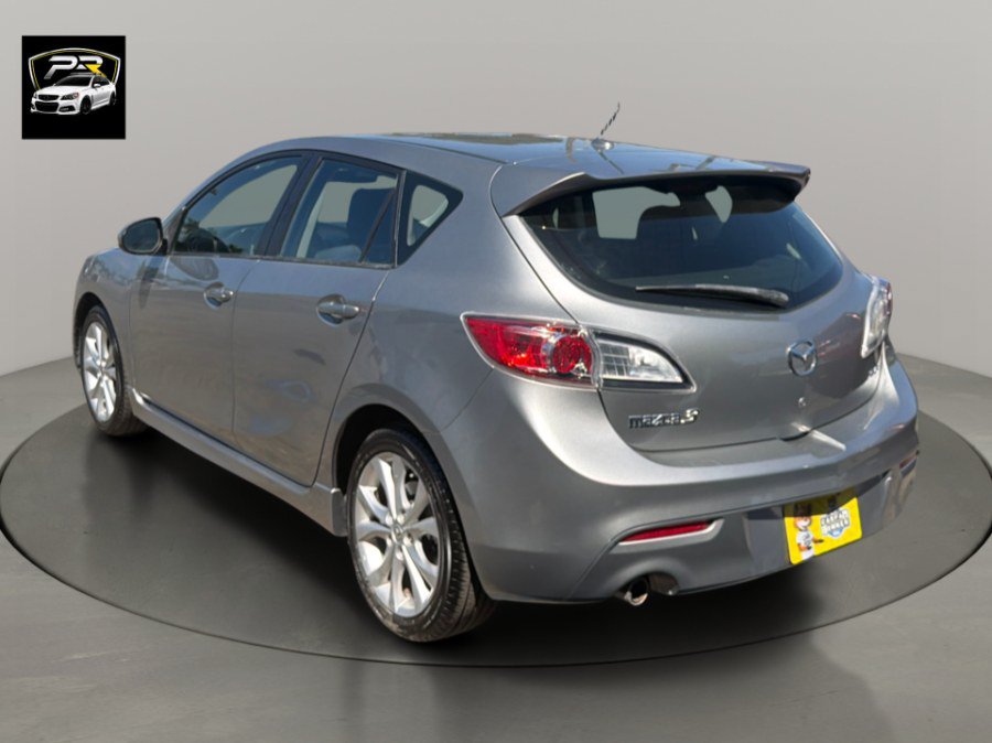 Used 2011 MAZDA MAZDA3 s Sport FWD image 3