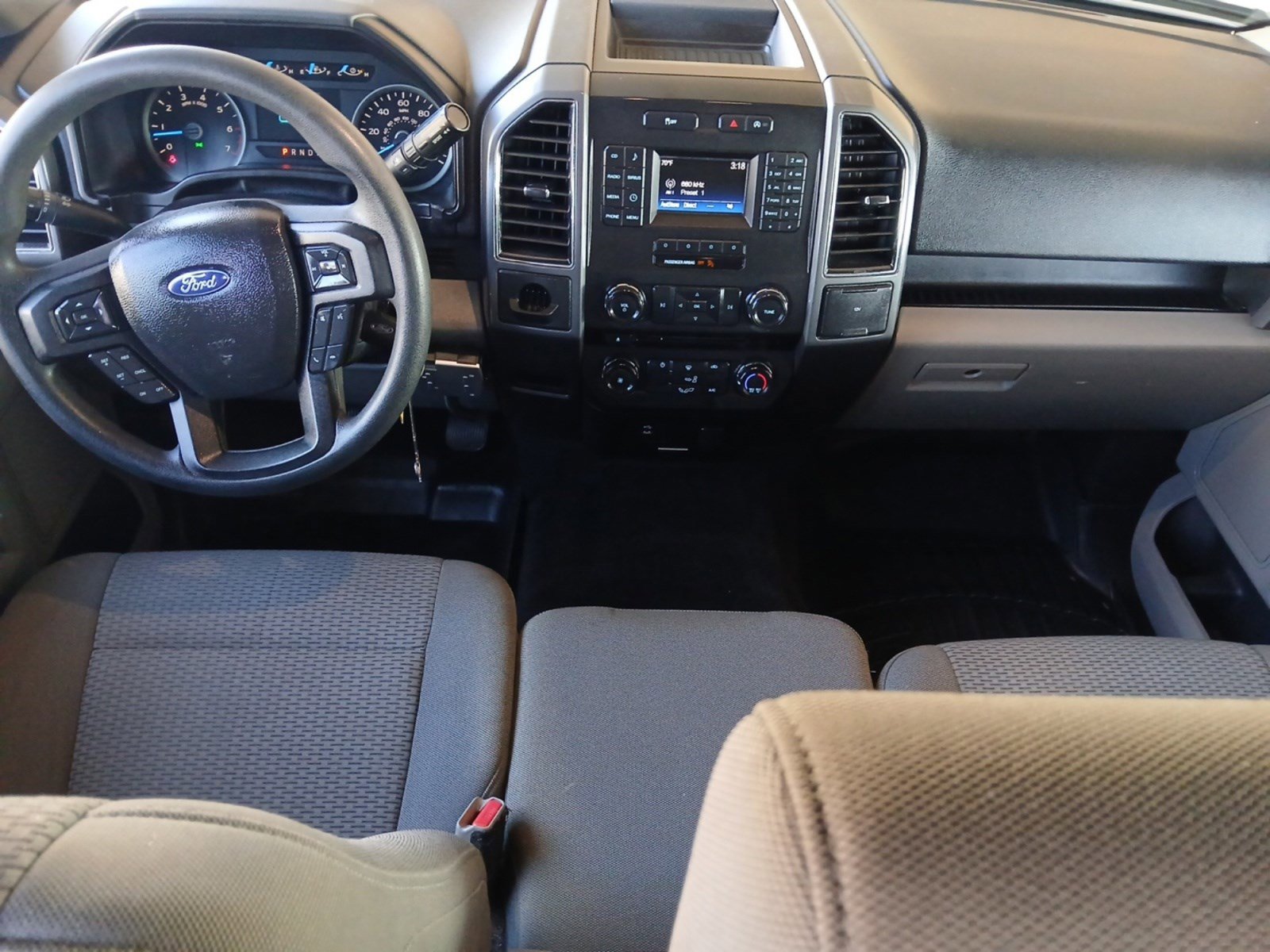 Used 2017 Ford F150 XLT image 10