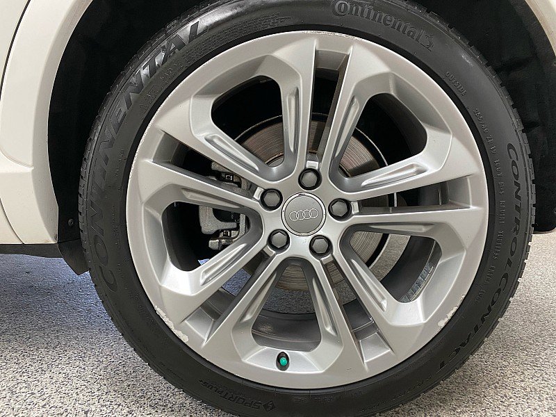 Used 2016 Audi Q3 2.0T Prestige w/ Prestige Package AWD/4WD image 24