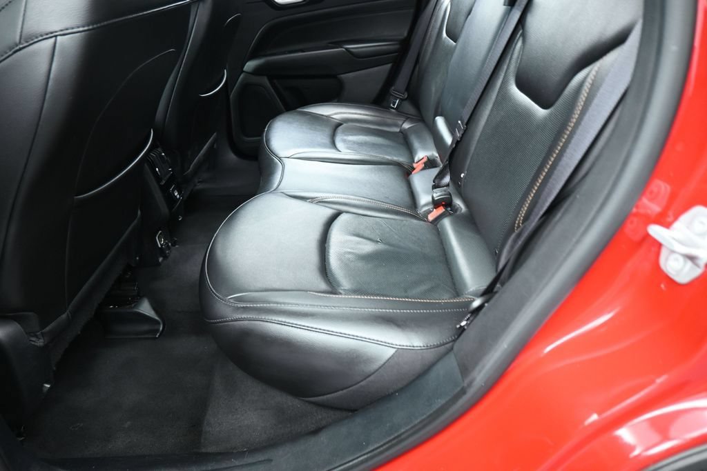 Used 2022 Jeep Compass Limited AWD/4WD image 30