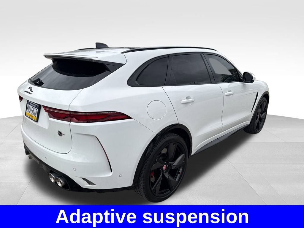 Used 2022 Jaguar F-PACE SVR image 16