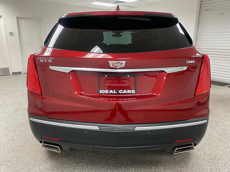 Used 2019 Cadillac XT5 Luxury w/ LPO, Radiant Package image 6