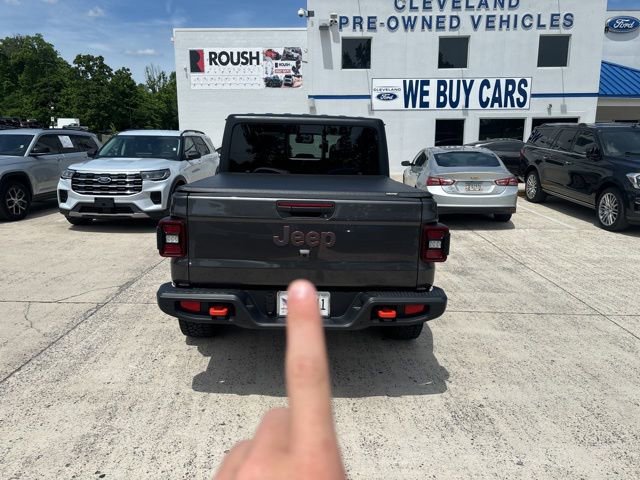 Used 2025 Jeep Gladiator Mojave w/ Safety Group AWD/4WD image 6