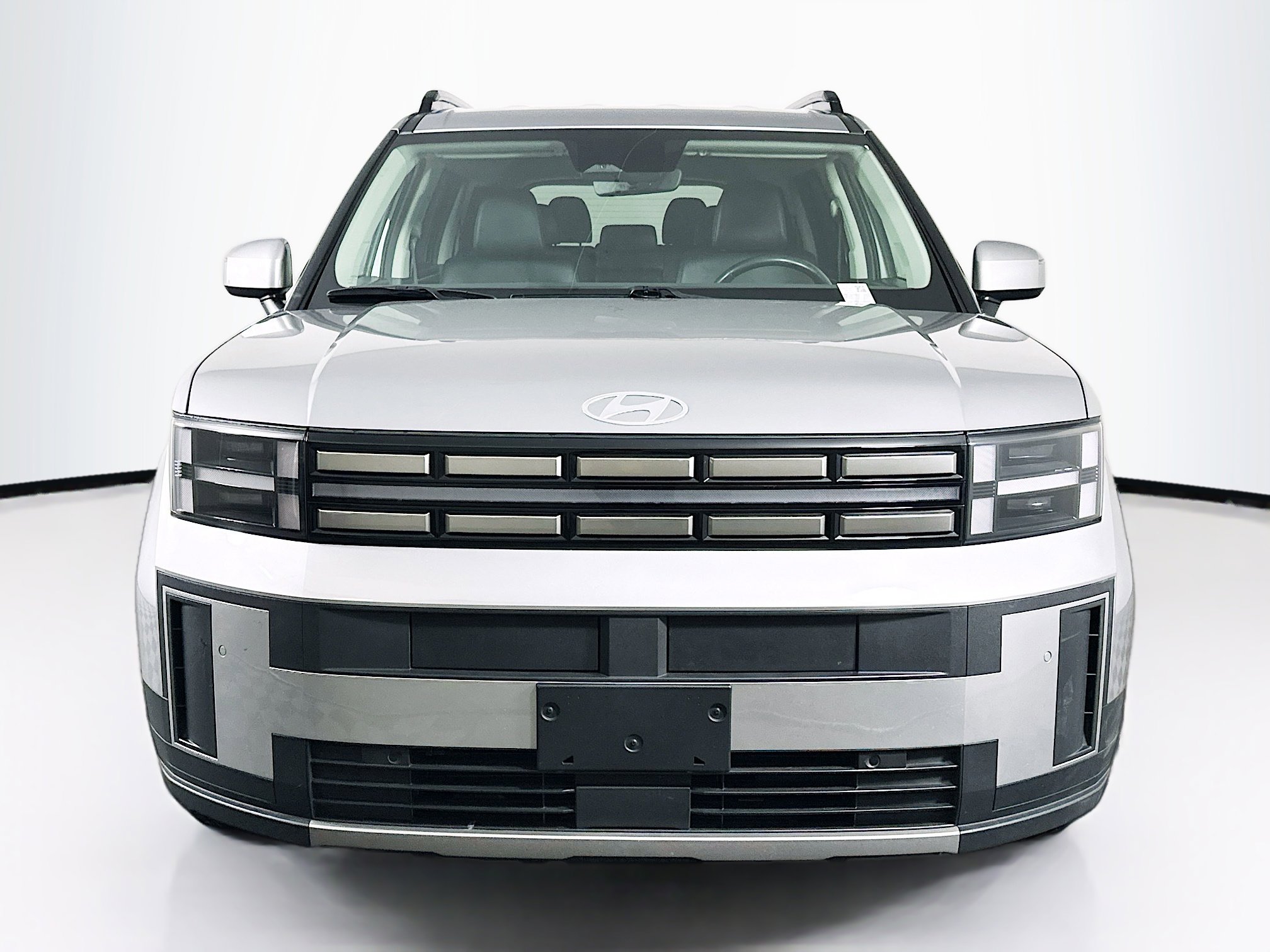 Used 2024 Hyundai Santa Fe SEL image 2