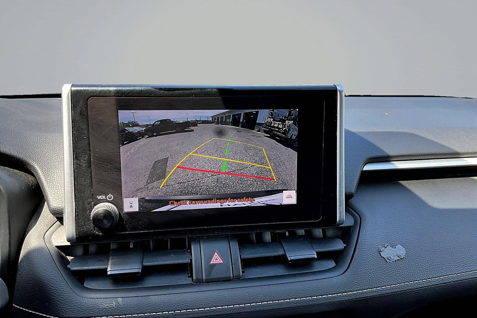 Used 2023 Toyota RAV4 LE AWD/4WD image 13