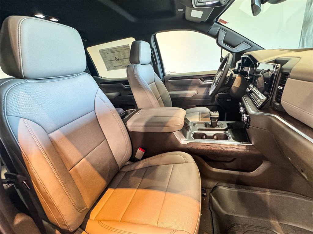 New 2026 GMC Sierra 1500 SLT w/ SLT Premium Plus Package image 21