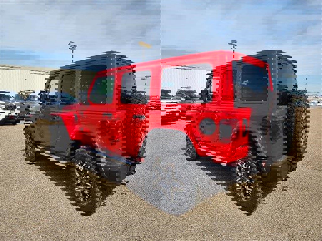 New 2025 Jeep Wrangler Unlimited Sahara w/ Dual Top Group image 8