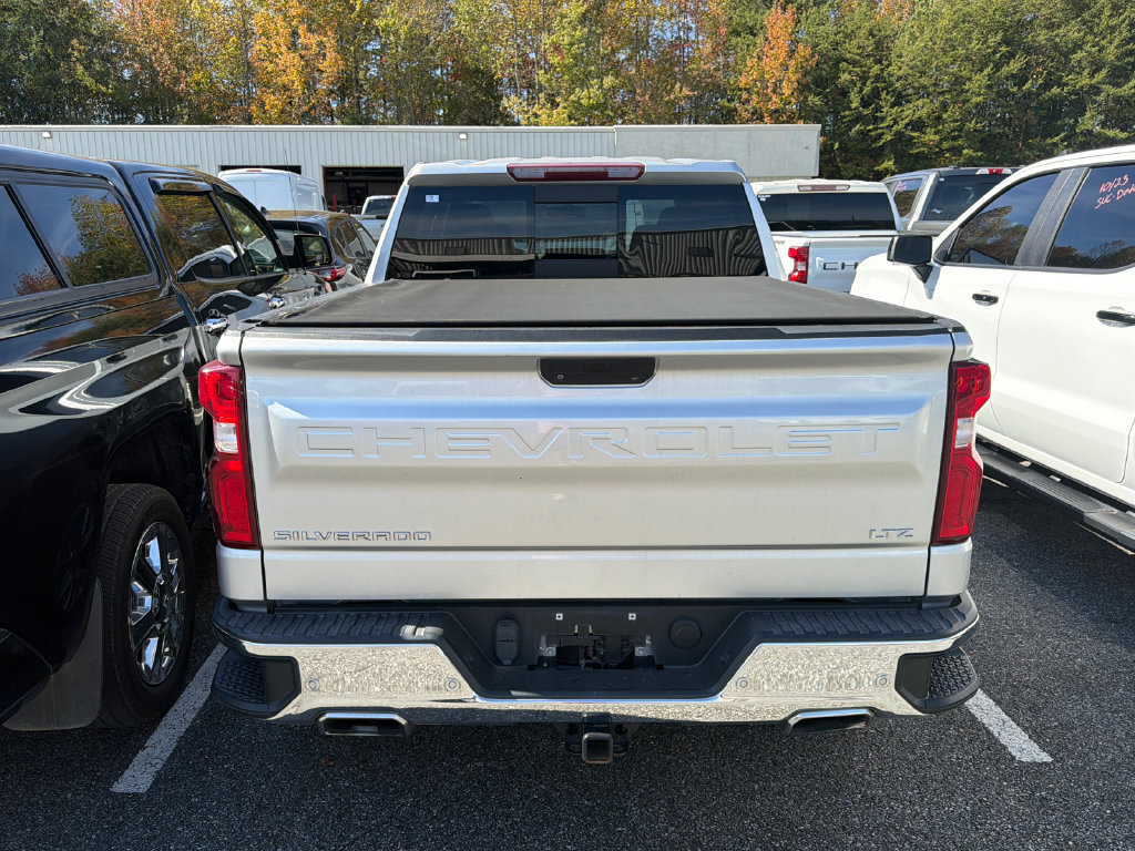 Used 2022 Chevrolet Silverado 1500 LTZ AWD/4WD image 10