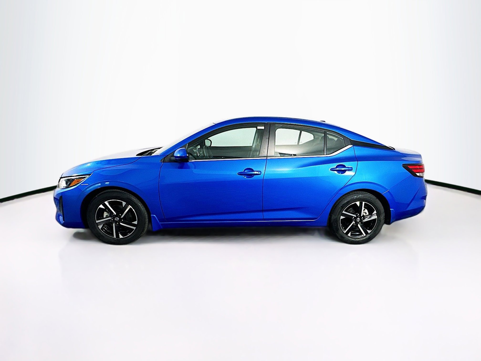 Used 2024 Nissan Sentra SV image 4