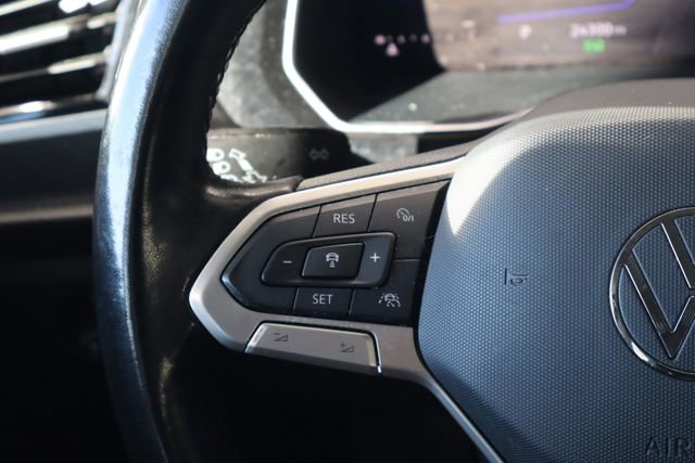 Used 2022 Volkswagen Jetta SE image 22