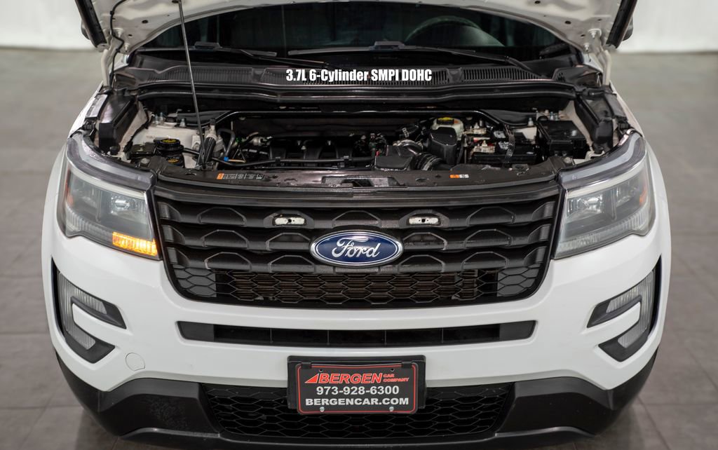 Used 2017 Ford Explorer 4WD Police Interceptor w/ Ready For The Road Package image 3