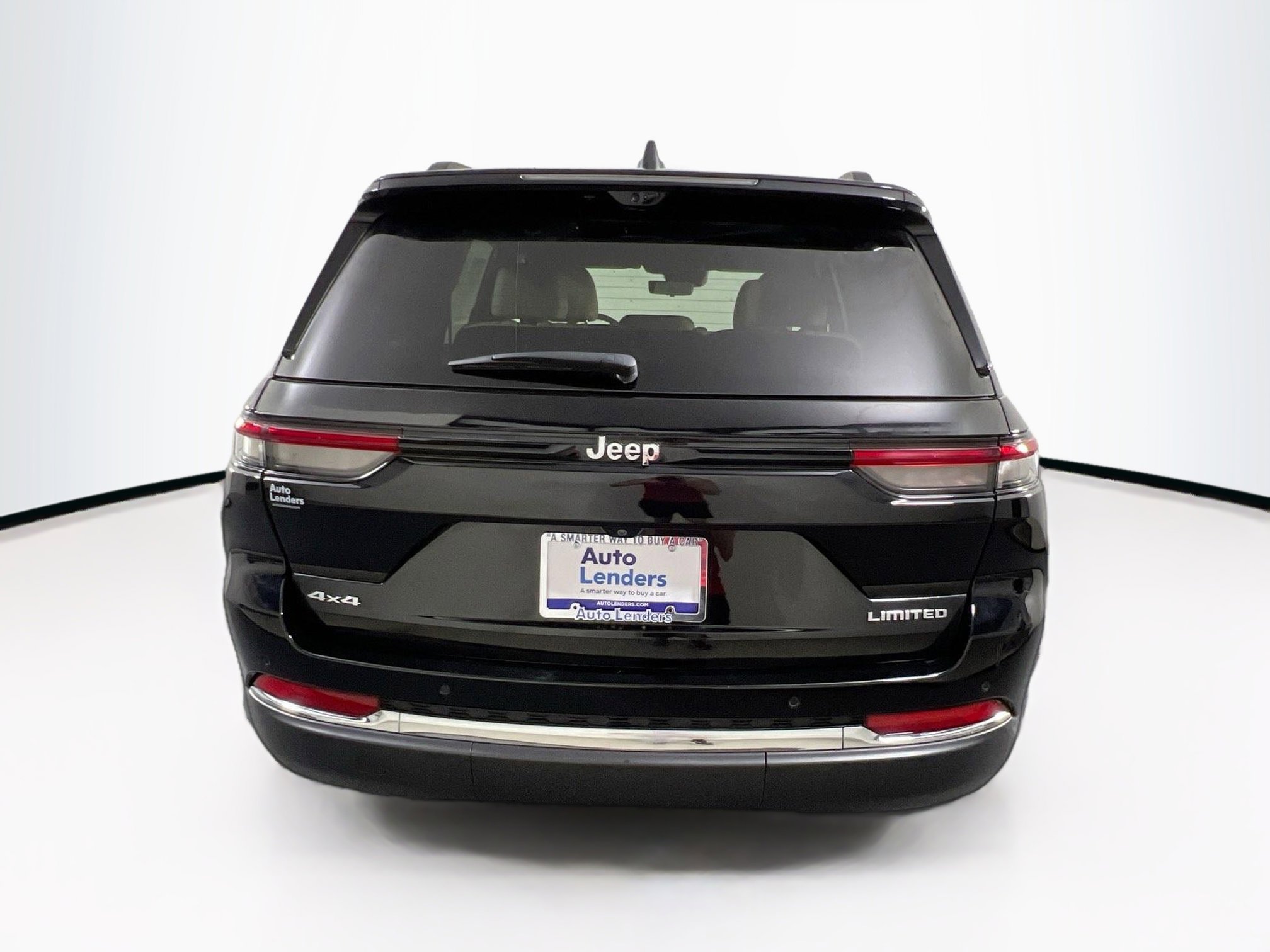Used 2023 Jeep Grand Cherokee Limited w/ Luxury Tech Group II image 6