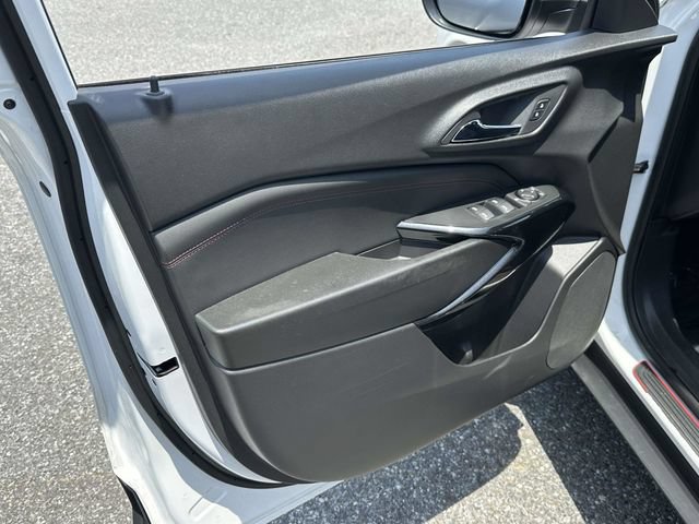 Certified 2024 Chevrolet Trax RS w/ Driver Confidence Package FWD image 16