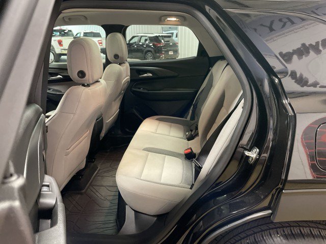 Used 2026 Chevrolet TrailBlazer LT w/ LT Cold Weather Package FWD image 23