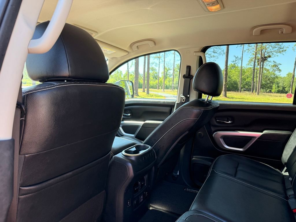 Used 2019 Nissan Titan PRO-4X AWD/4WD image 25