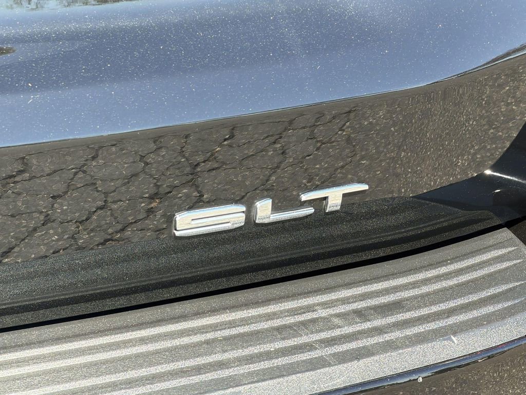 Used 2023 GMC Yukon SLT w/ SLT Premium Package image 30