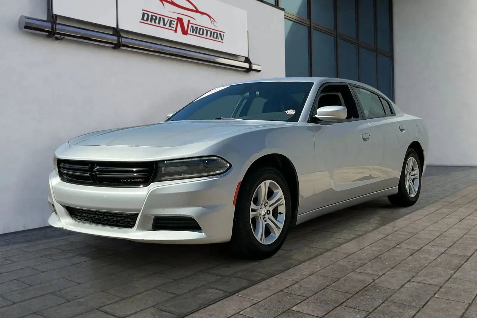 Used 2021 Dodge Charger SXT w/ Leather Interior Group image 7