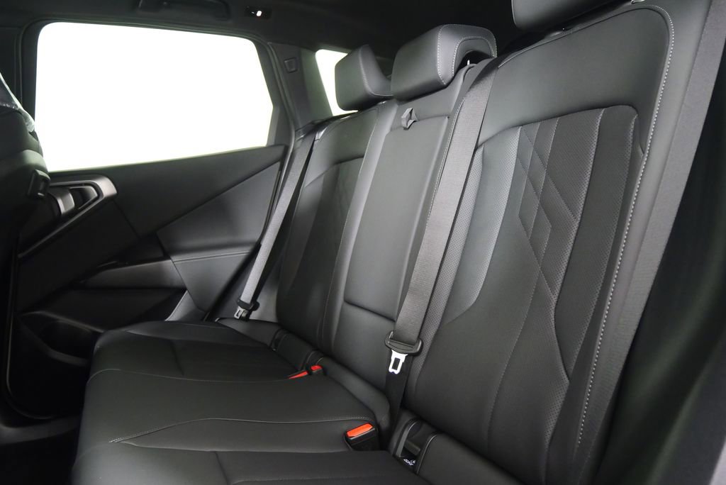 Used 2026 BMW X3 xDrive30 w/ Convenience Package image 16