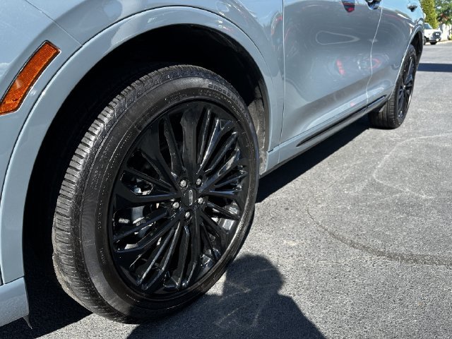 Certified 2023 Lincoln Corsair AWD w/ Equipment Group 101A image 12
