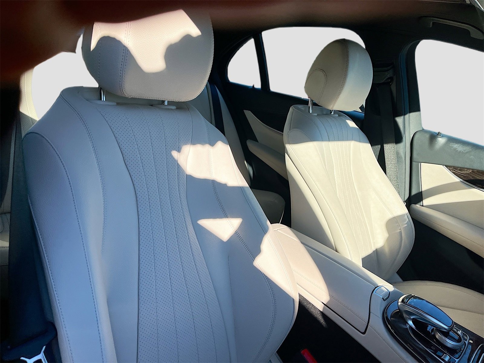 Used 2020 Mercedes-Benz E 450 4MATIC Sedan image 30