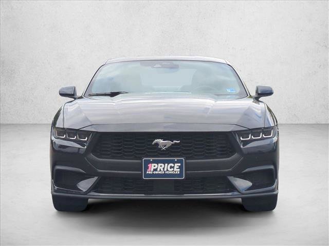 Used 2024 Ford Mustang Coupe RWD image 2