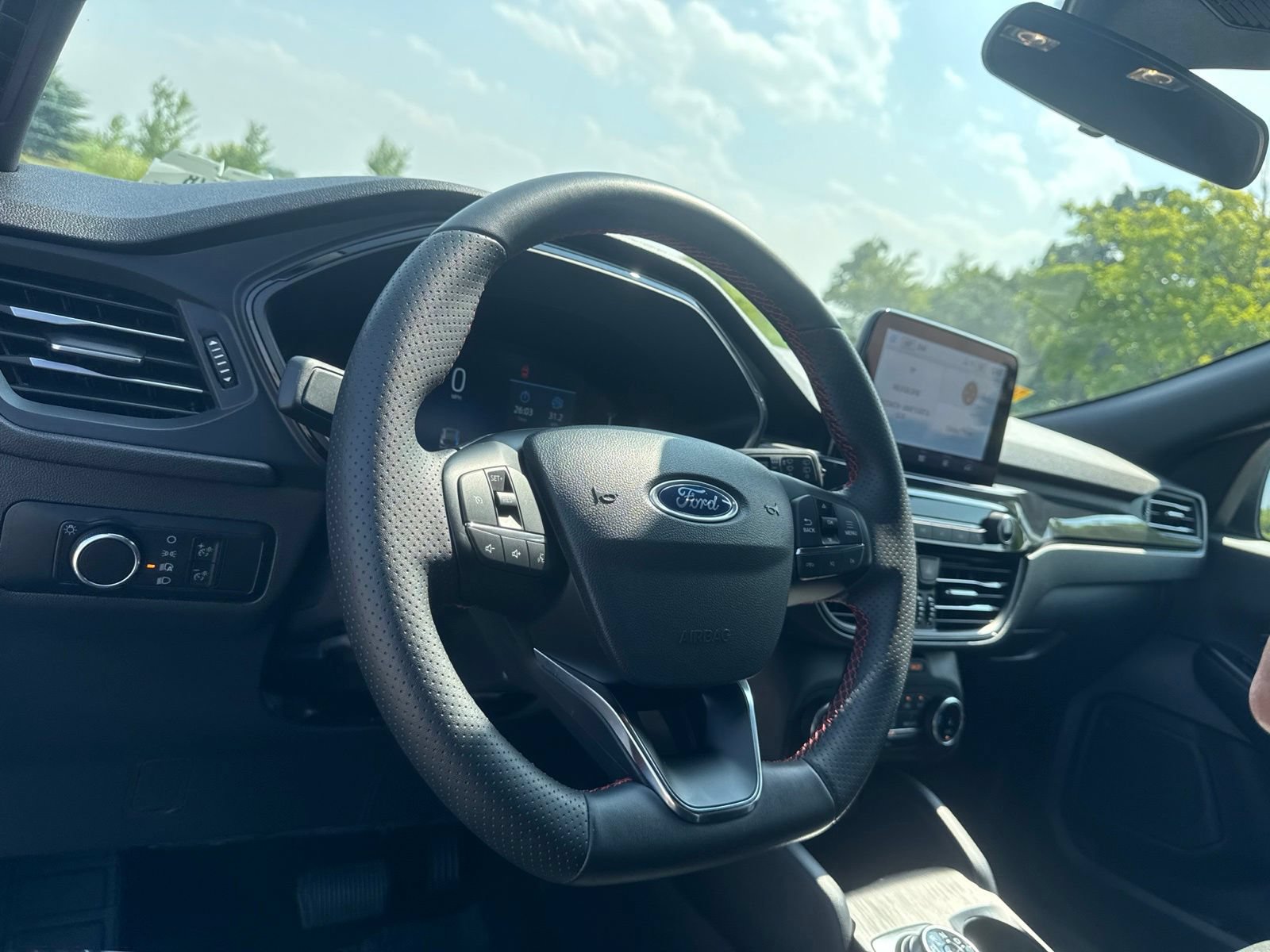Used 2025 Ford Escape ST-Line FWD image 21