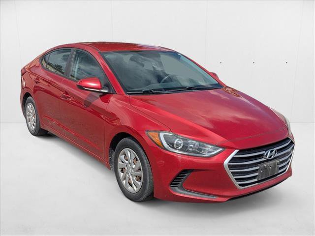 Used 2017 Hyundai Elantra SE image 3