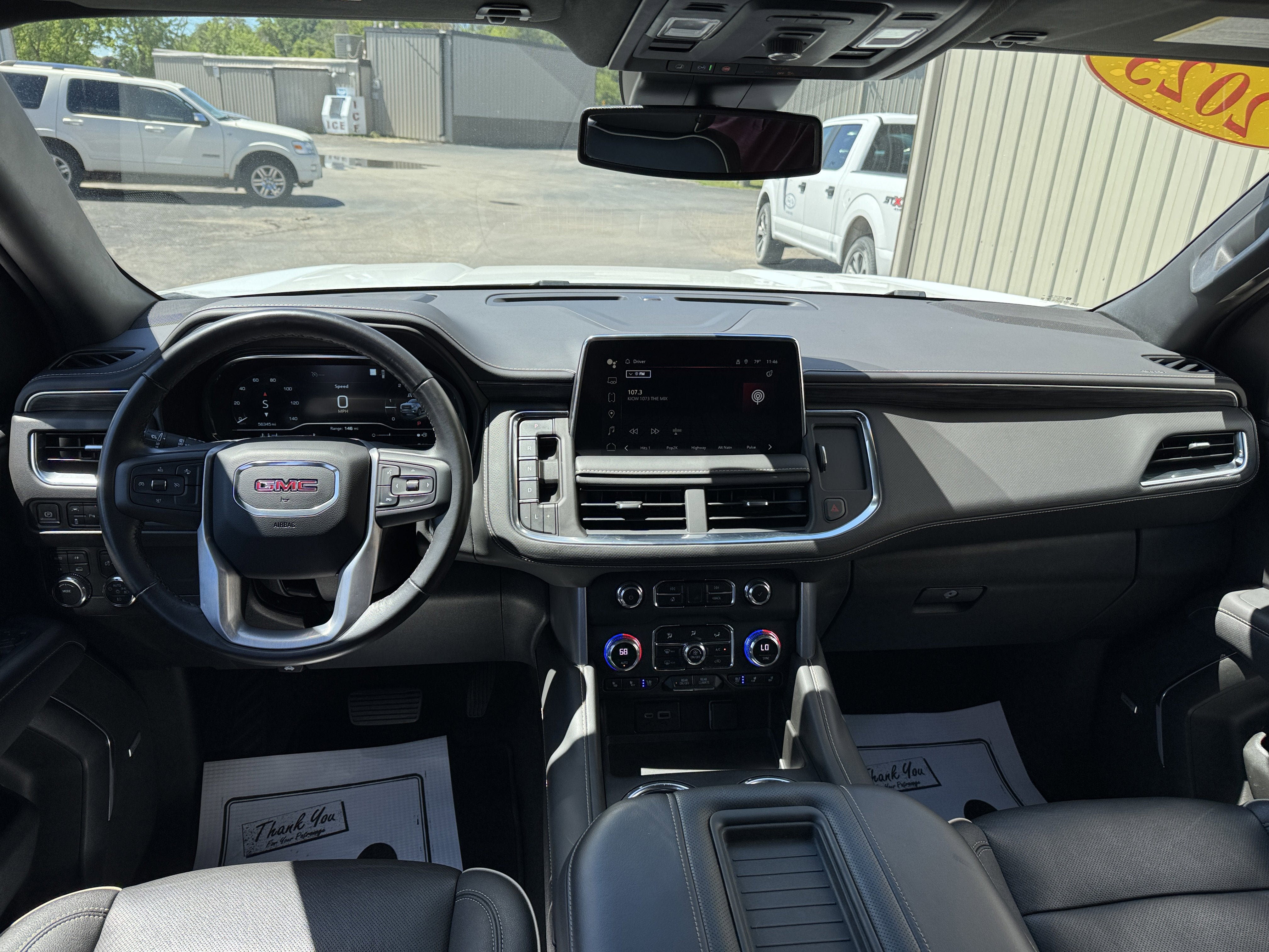 Used 2023 GMC Yukon SLT AWD/4WD image 24