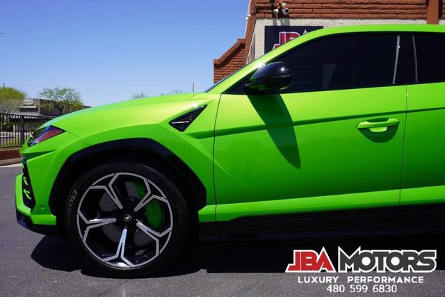 Used 2021 Lamborghini Urus AWD/4WD image 52