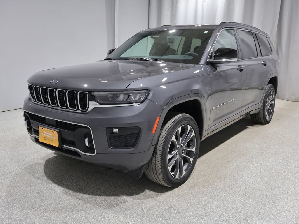 Used 2023 Jeep Grand Cherokee L Overland w/ Luxury Tech Group IV AWD/4WD image 7