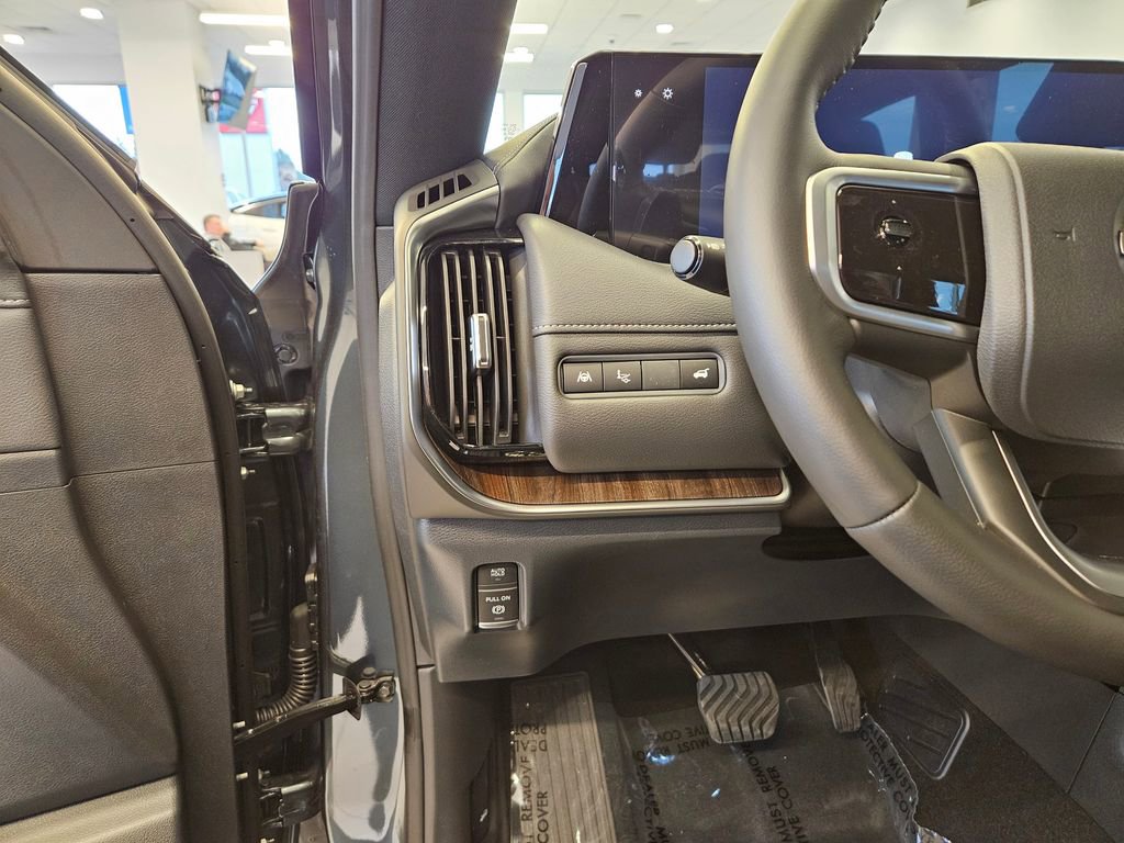 New 2026 Nissan Armada Platinum image 14