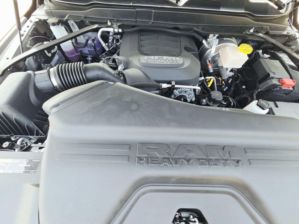 New 2026 RAM 2500 Big Horn AWD/4WD image 13