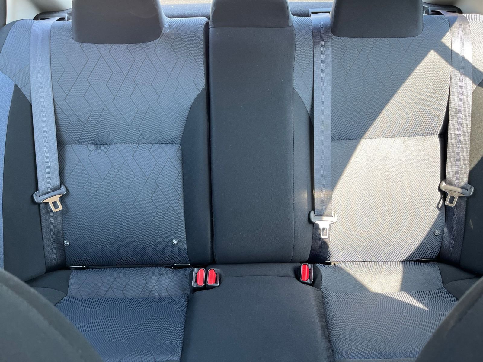 Used 2025 Nissan Versa SV image 35