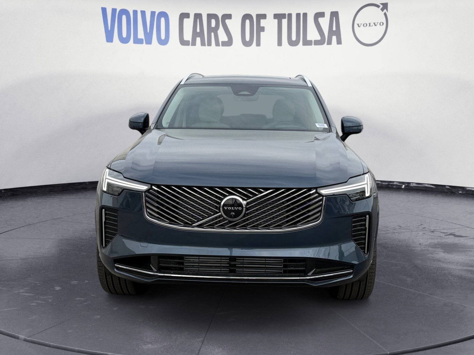 New 2026 Volvo XC90 T8 Ultra w/ Protection Package Premier AWD/4WD image 8