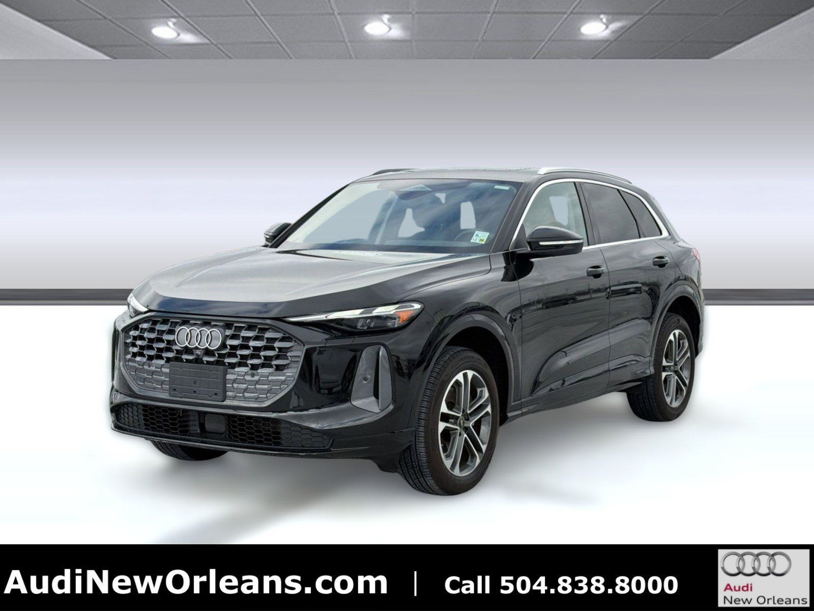 Used 2025 Audi Q5 Premium w/ Convenience Package