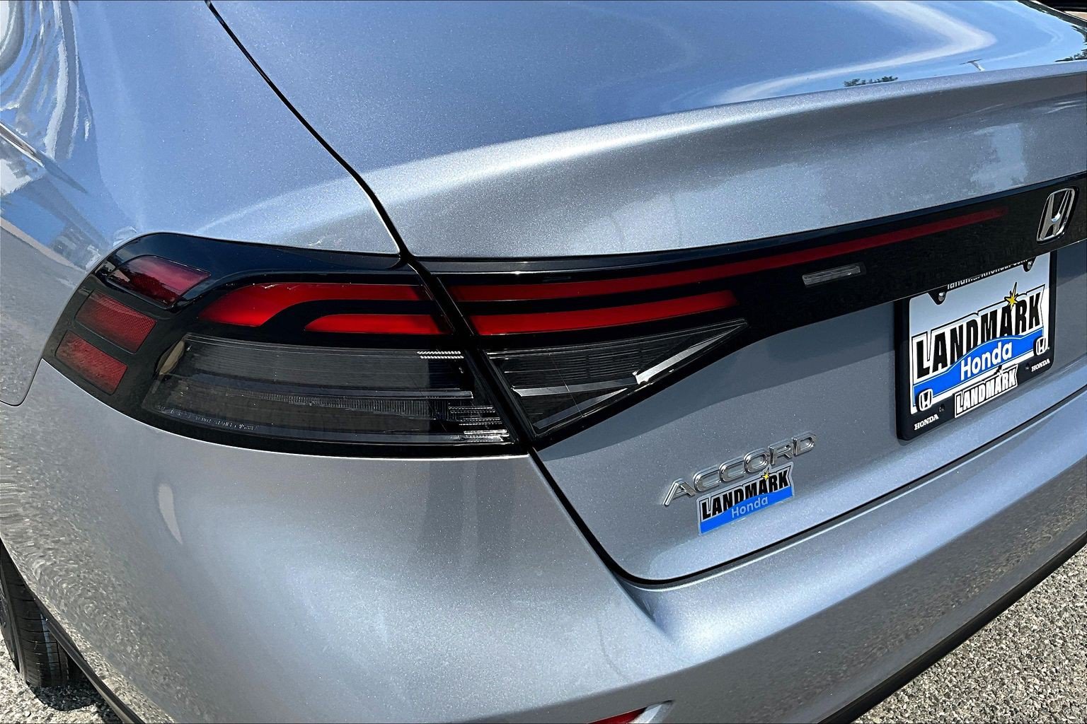 Used 2023 Honda Accord EX image 31