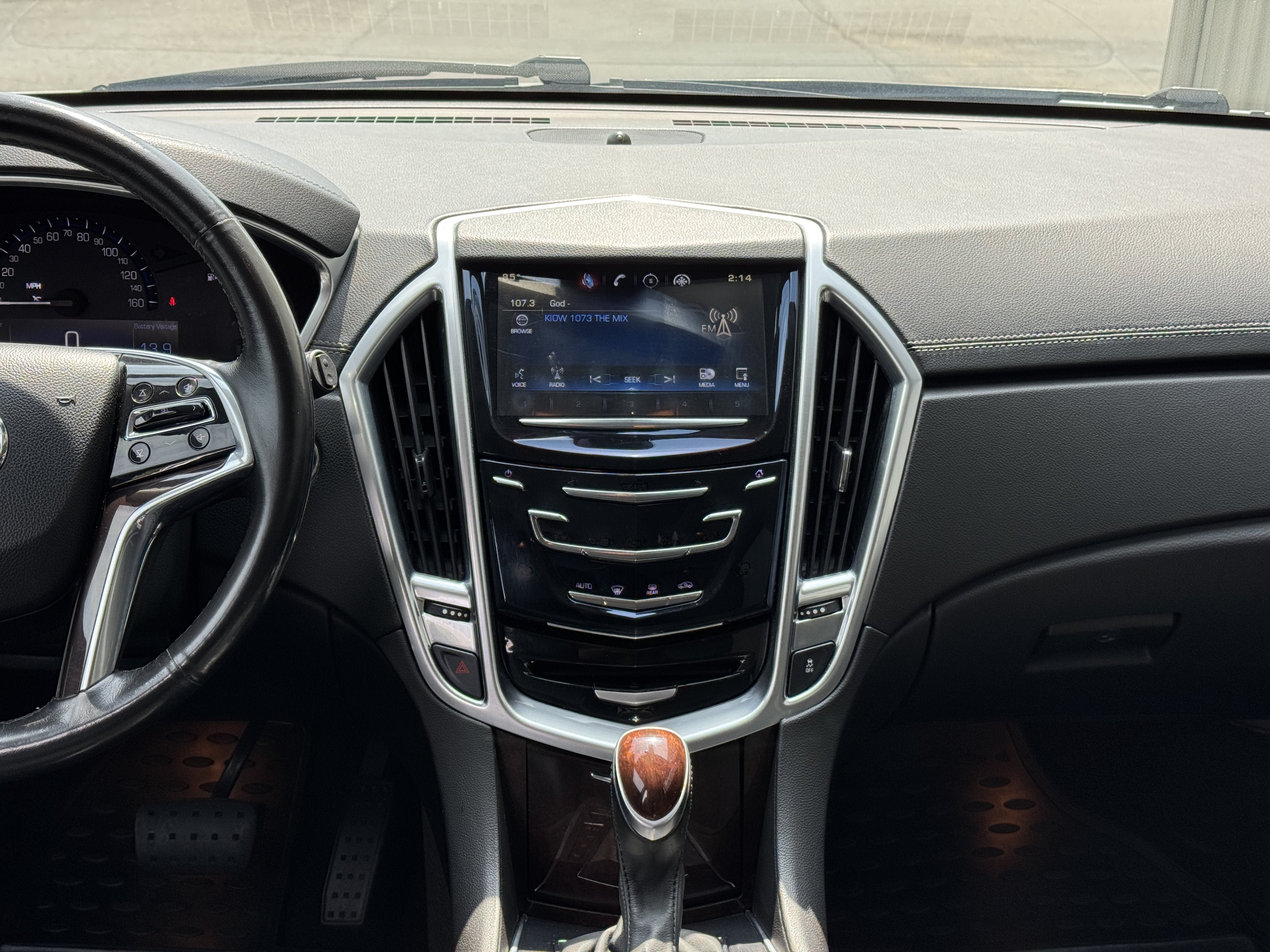 Used 2016 Cadillac SRX Luxury w/ Trailering Package AWD/4WD image 14