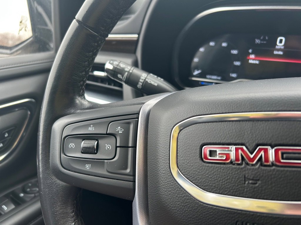 Used 2022 GMC Yukon XL SLE image 40