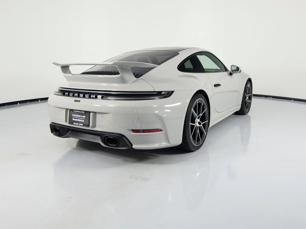 Certified 2025 Porsche 911 Carrera RWD image 10