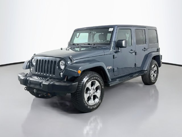 Used 2016 Jeep Wrangler Unlimited Sahara AWD/4WD image 4