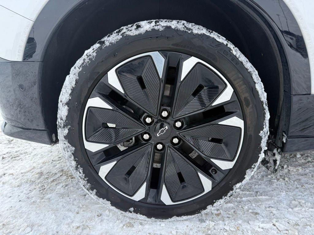 Used 2025 Chevrolet Blazer EV RS w/ Super Cruise Package image 16