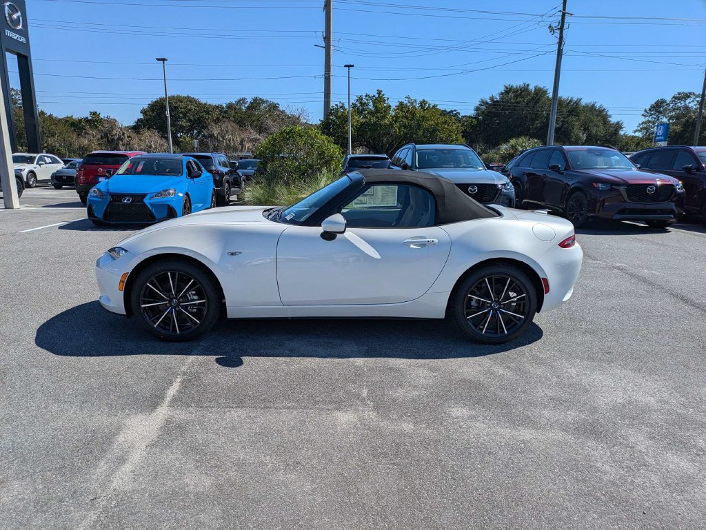 New 2026 MAZDA MX-5 Miata Grand Touring RWD image 7