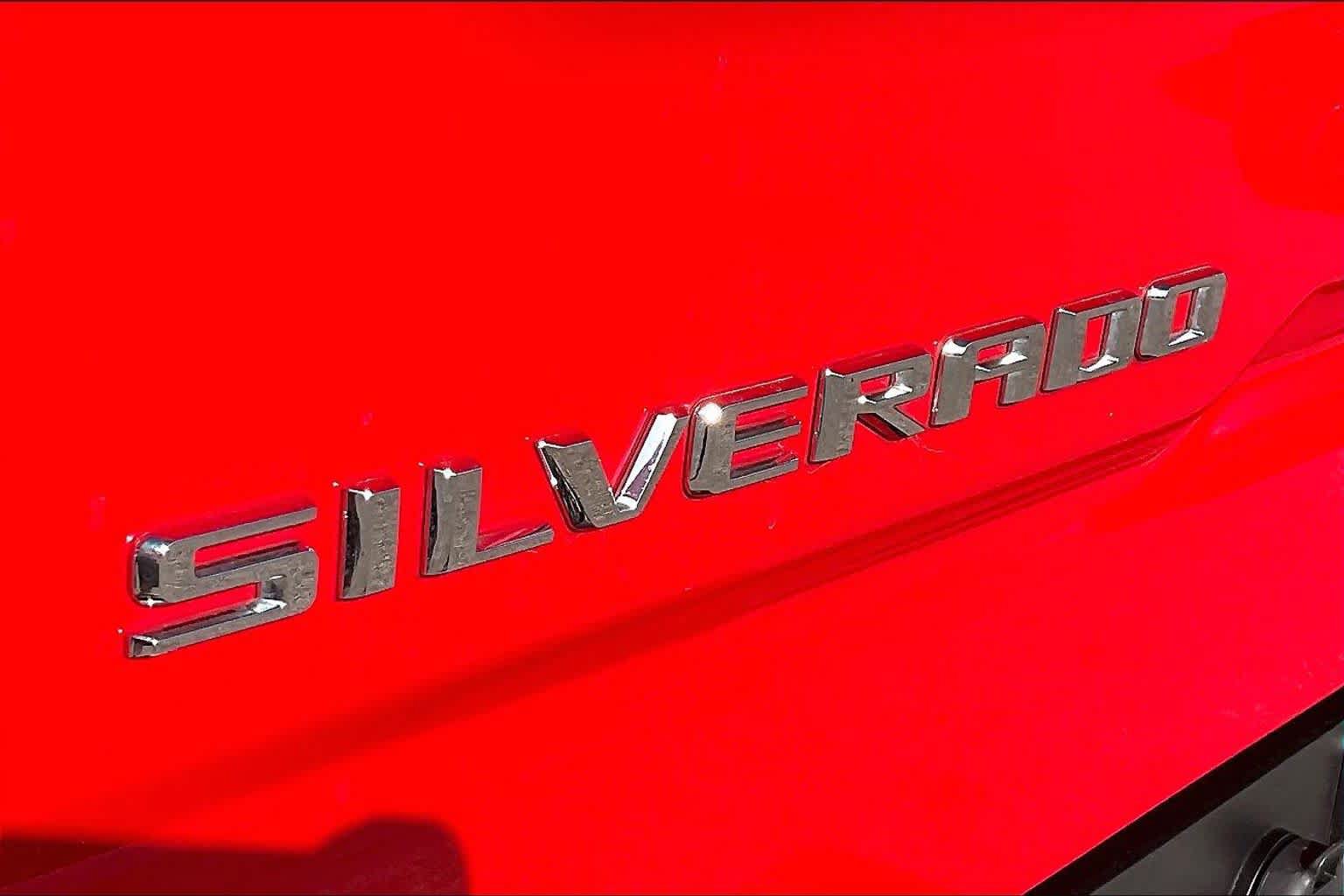 Used 2024 Chevrolet Silverado 1500 Custom RWD image 31