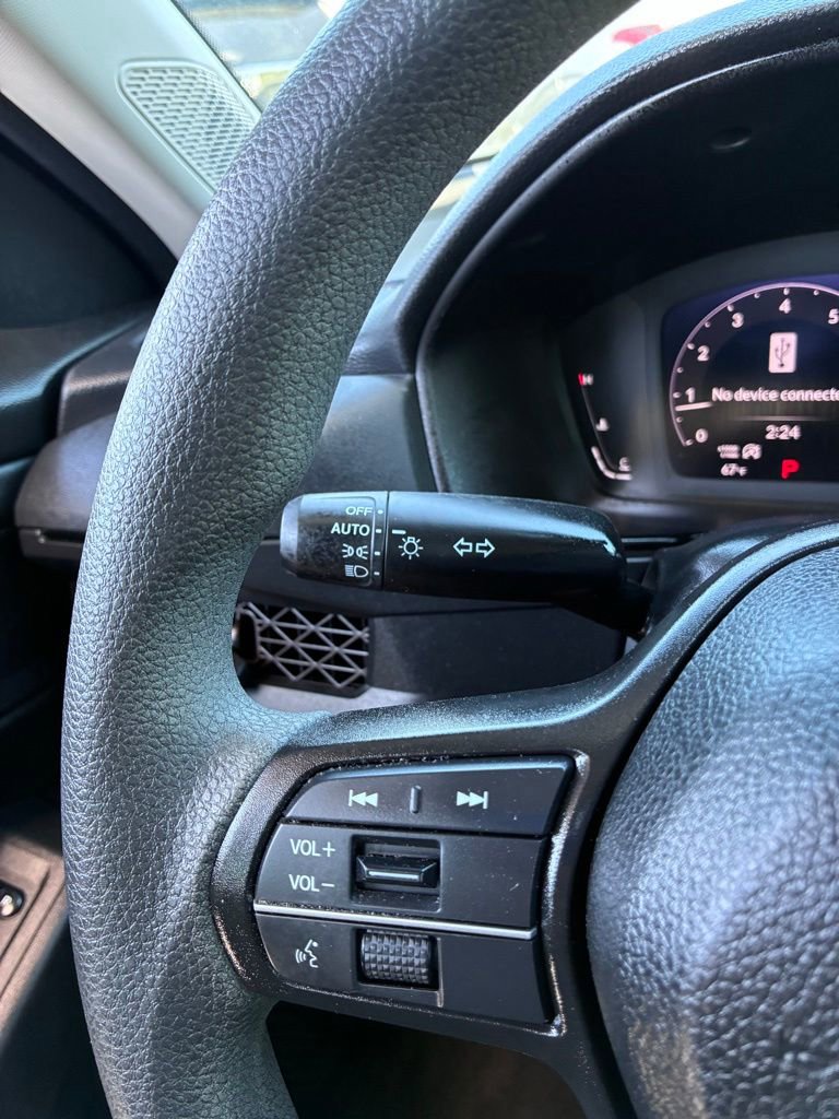 Used 2025 Honda Accord SE image 28