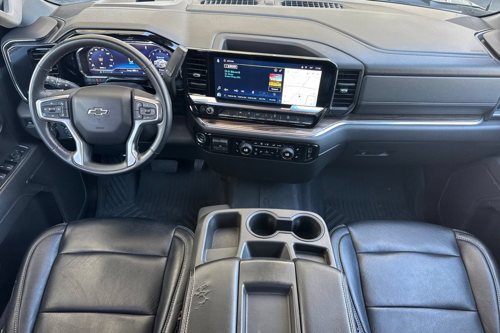 Used 2023 Chevrolet Silverado 1500 RST w/ Z71 Off-Road Package AWD/4WD image 14