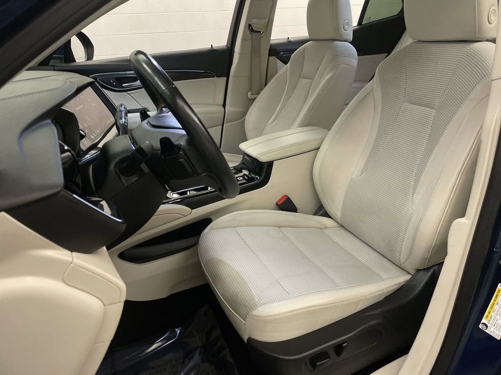 Used 2023 Buick Envision Preferred FWD image 12