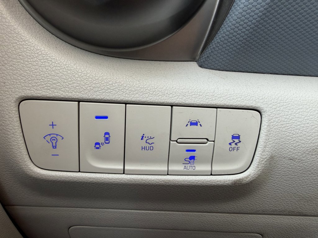 Used 2020 Hyundai Kona Ultimate image 29