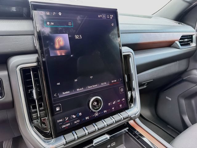 Used 2026 GMC Yukon Denali w/ Sun & Power Step Package RWD image 34